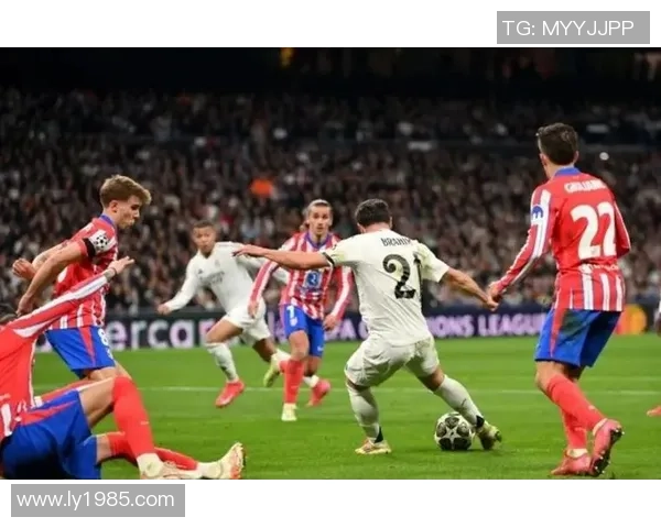 德甲激情对决曼联狂胜皇马五球大捷引发全场沸腾