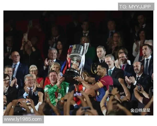 国王杯波尔图逆转那不勒斯精彩绝杀瞬间引发全场狂欢数据分析揭秘 国王杯波尔图逆转那不勒斯精彩绝杀瞬间引发全场狂欢数据分析揭秘