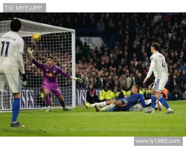 国王杯精彩对决拜仁与切尔西战平转会传闻引发热议 国王杯精彩对决拜仁与切尔西战平转会传闻引发热议